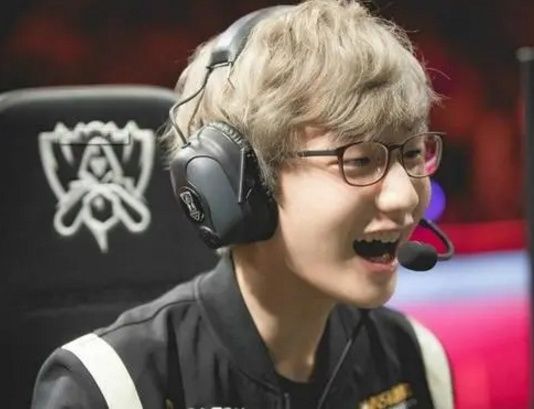 然保持冷静 然保持冷静